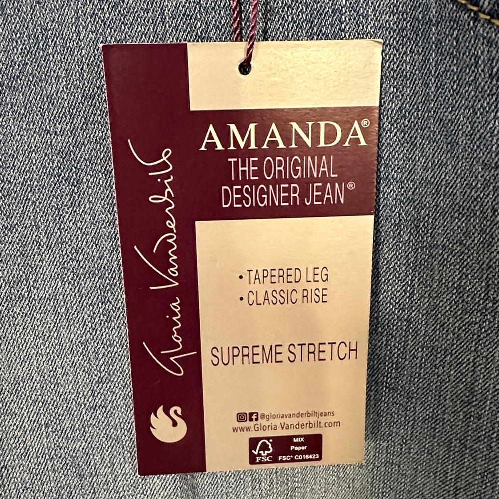 NWT Size 18W Average, Gloria Vanderbilt jeans in “Callisto” - Picture 4 of 6